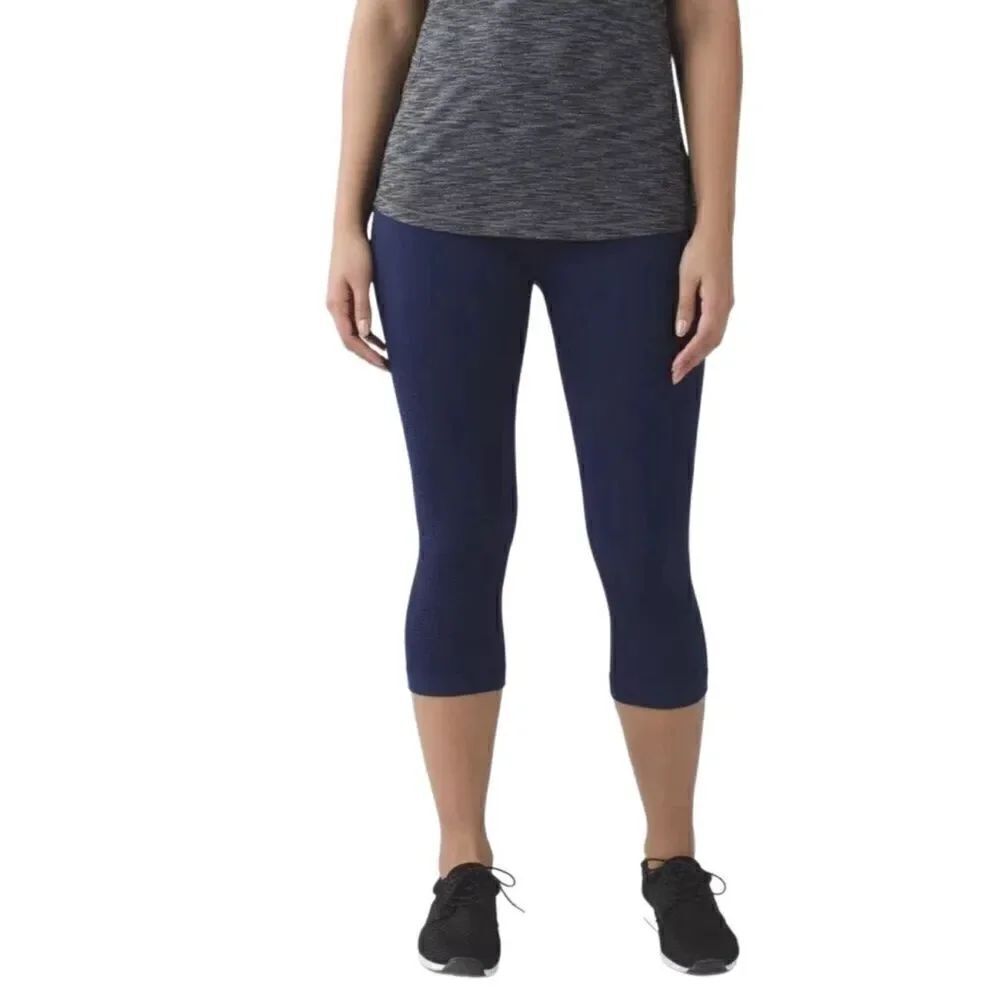 Lululemon Flow & Go Hero Blue Cropped Athletic Pants Sz S